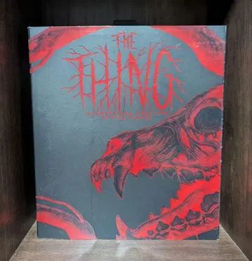 유성으로부터 온 물체X 도그 싱 neca 맥팔렌 7인치 피규어