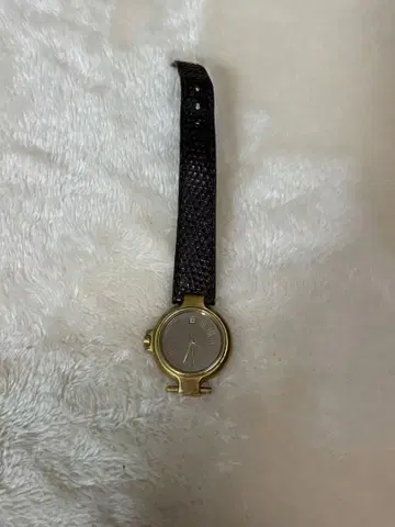 던힐 Dunhill 손목시계 벨트 한쪽 없음 쿼츠 작동 미확인 정크제품