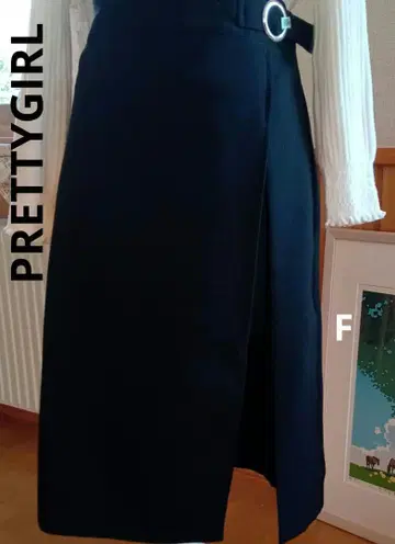 [ PRETTYGIRL ] 프리티걸 앞옆 슬릿 타이 트 스커트 BL