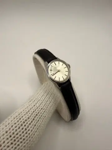 IWC 여성용 수동 와인딩 작동 새상품급 빈티지