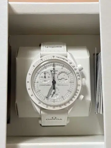 Swatch 문페이즈 스누피 콜라보 시계 공식 매장 구매