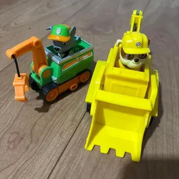 파우 패트롤 래블&록키