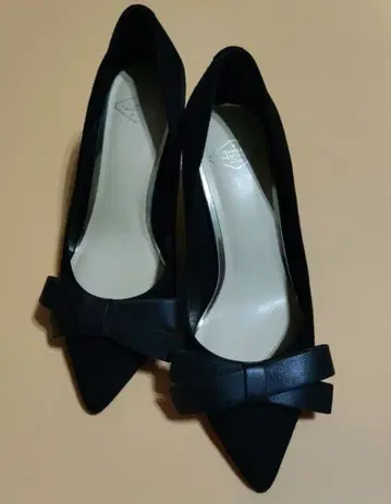 N21 TWENTY ONE 블랙 하이힐