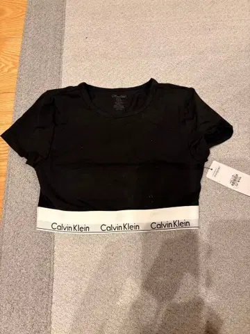 Calvin Klein 크롭 T셔츠 S 블랙