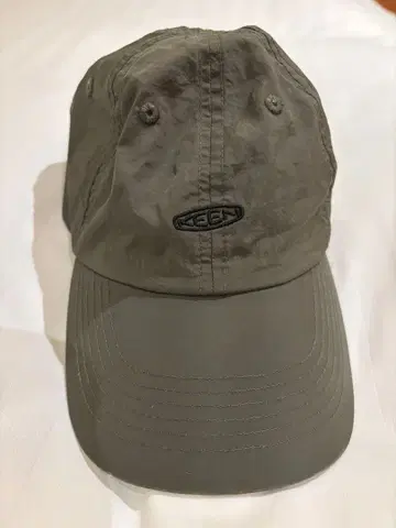 KEEN 올리브 그린 캡