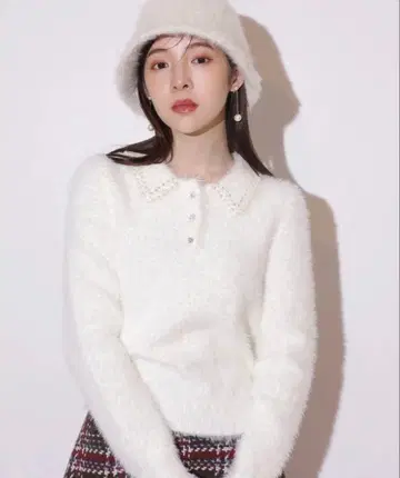 Rirandture 펄 비쥬 카라 페더 니트 화이트 택 포함