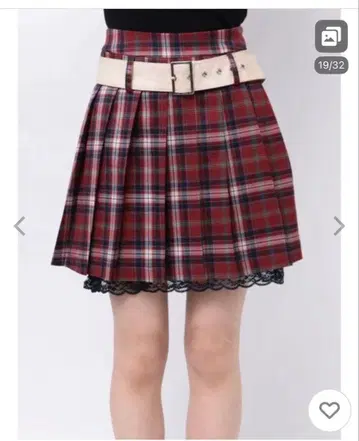 [ 미개봉 새상품 ] 벨트 헴 레이스 미니 스커트