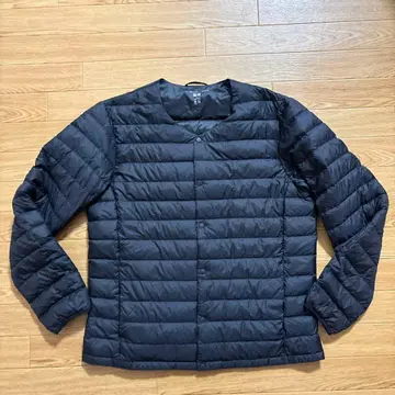 유니클로 울트라 라이트 컴팩트 다운 XL