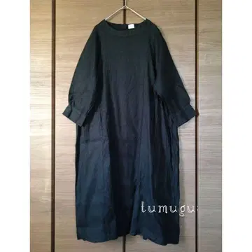 [ tumugu: ] 린넨레이온 절개 개더 원피스