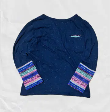 빈티지 블랙 긴팔 T셔츠 소매 컬러풀 무늬