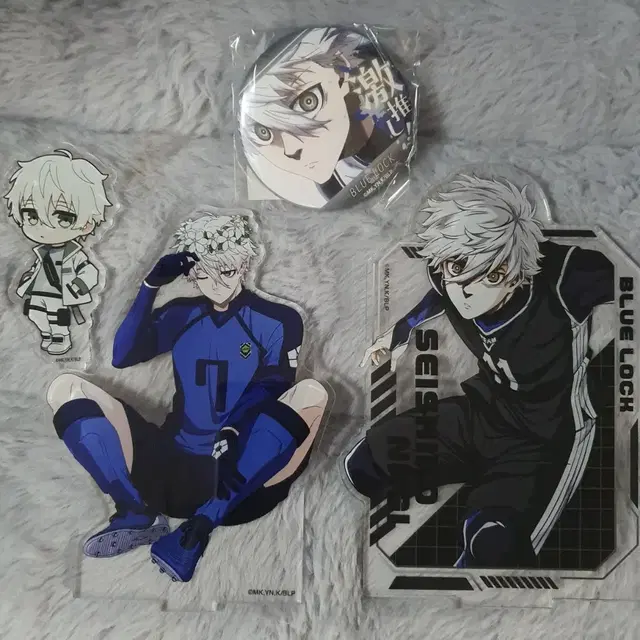 블루록 나기 세이시로 아크릴 스탠드 캔뱃지 일괄