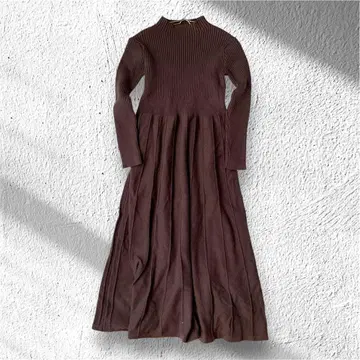 [비지트 디자인] 니트 원피스 보틀넥 허리 절개 L