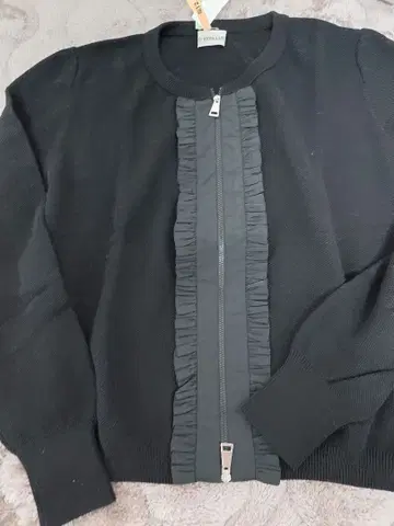 MONCLER 블랙 프릴 부착 가디건