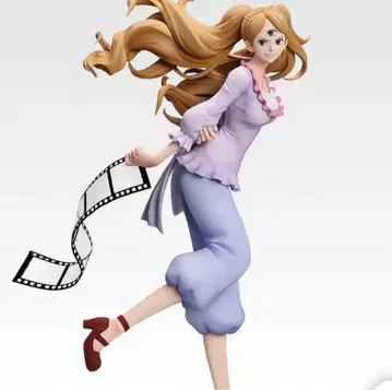 제일복권 원피스 C상 샬롯 푸딩 피규어