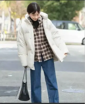 어반 리서치 다운 새상품 화이트