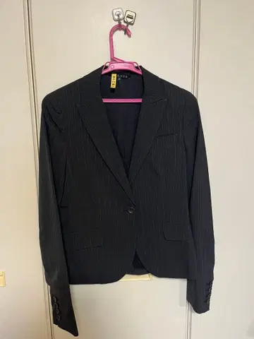 Theory 스트라이프 비즈니스 자켓 사이즈 2