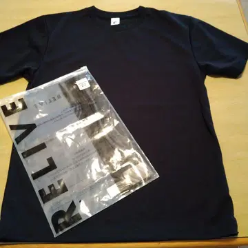 리라이브 M 사이즈 블랙 티셔츠