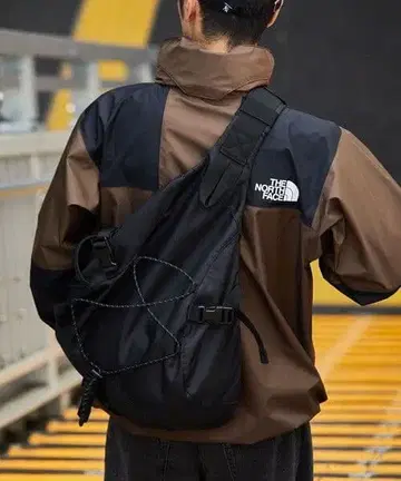 FREAK'S STORE 슬링백 블랙