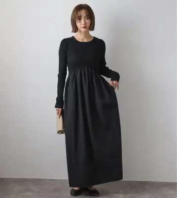 봉쥬르 사간 이소재 절개 니트 원피스 블랙 긴팔