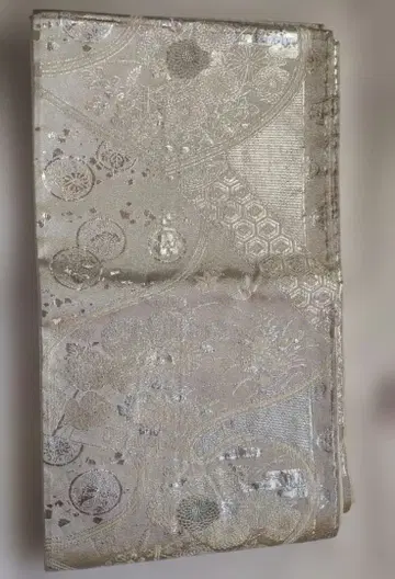 골드 컬러 후쿠로 오비 꽃무늬 기하학 패턴