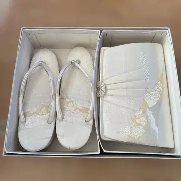 아이보리 조리와 클러치백 세트