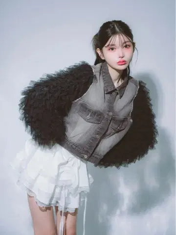 다리치 볼륨 튤 데님 G자켓 블랙