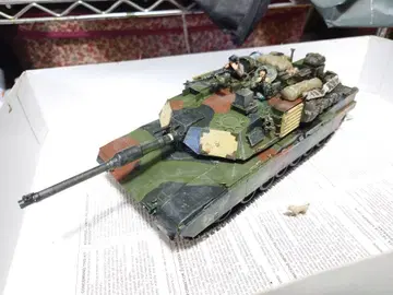 1/35 미국 해병대 M1A2 에이브람스 탱크 이라크 전쟁 사양 완성품