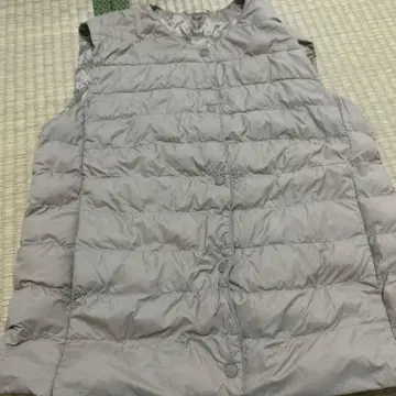 새상품급 UNIQLO PUFFTECH 다운 베스트 M 사이즈