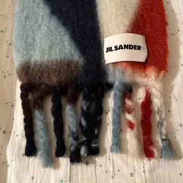 JIL SANDER+ 기하학 패턴 머플러