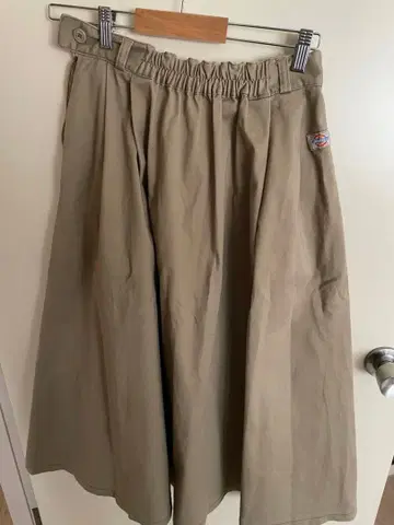 Dickies 베이지 플레어 스커트 L 사이즈