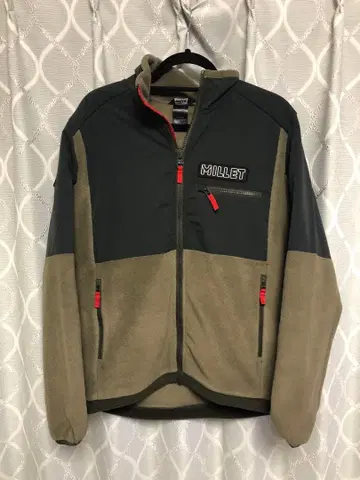 밀레 헤리티지 플리스 자켓 M 사이즈 상당히 큰 XL 사이즈 새상품급