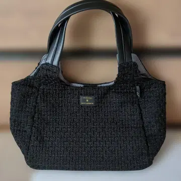 루토트, 숄더백 블랙