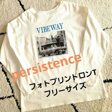 새상품급 퍼시언스 롱 T 포토 프린트 화이트