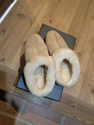 [ 새상품급 ] MINNETONKA 미네통카 양가죽 뮬