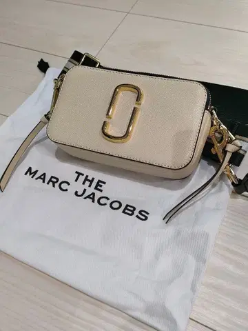 MARC JACOBS 숄더백 화이트/블랙