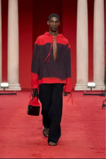 FERRAGAMO 그라데이션 후디 남성용 상의 사이즈 48