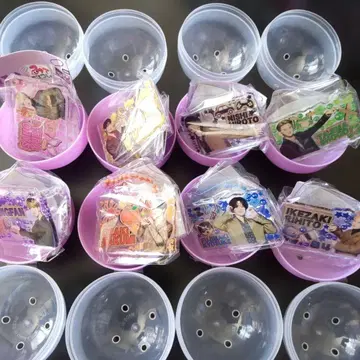 INI 미테코레! 가챠가챠 익명 배송