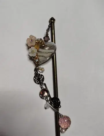 시미즈자카 유리관 헤어콤 화이트 하트 [ B만 ] teftef