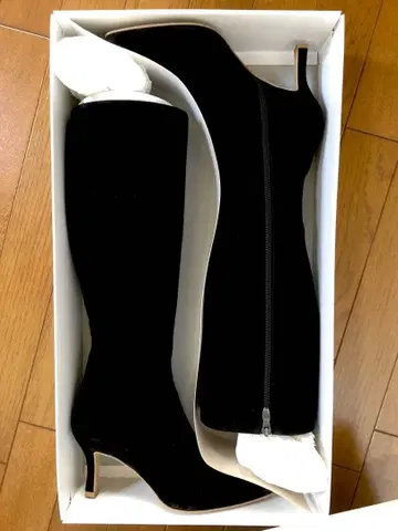 [ 시착만 한 상품 ] DIANA 스웨이드 롱 부츠 블랙 7cm 힐