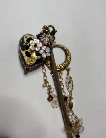 시미즈자카 유리관 헤어콤 표범 무늬 하트 teftef