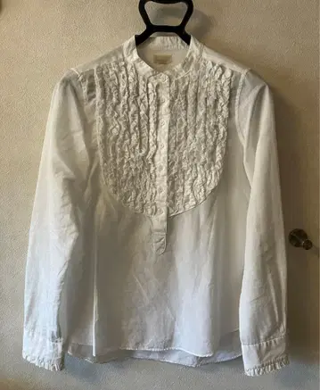 드로어 프릴 화이트 셔츠 36