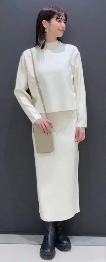 Theory luxe 셋업 니트+스커트