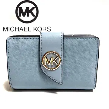 마이클코어스 GREENWICH 탭 지갑 미디엄 페일 블루