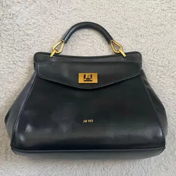 최종 가격 인하! JWPEI Lucia 클래식 탑 핸드백