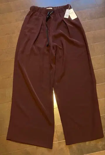 ballsey 드레이프감 스트레이트 팬츠 총 허리밴딩 리본