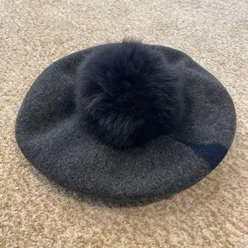 카시라 그레이 울 베레모 블랙 퍼 폼폼 포함