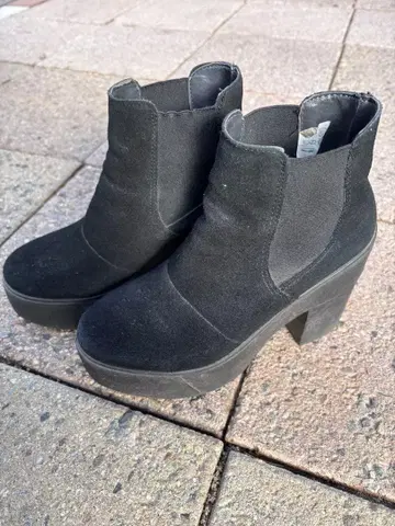 mystic 블랙 플랫폼 부츠 통굽 부츠