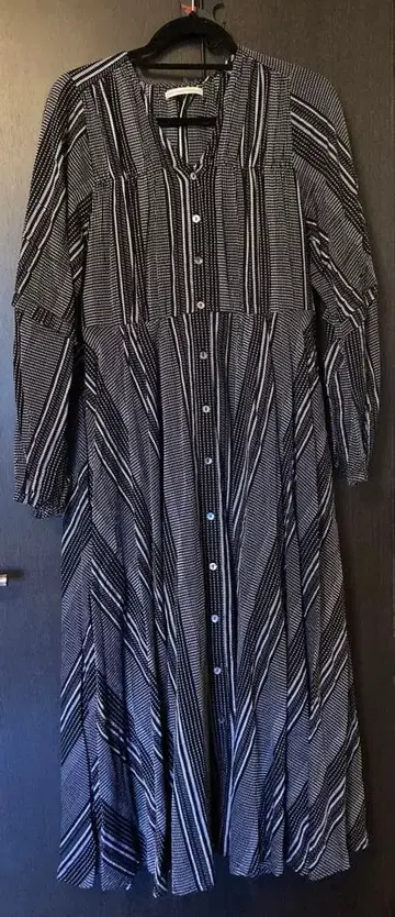 LUCA 플레어 원피스 총 버튼