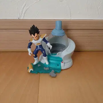 드래곤볼 베지터 피규어