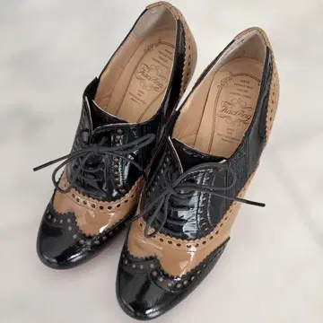 [ 새상품급 ] 에나멜 가죽 옥스퍼드 스타일 펌프스